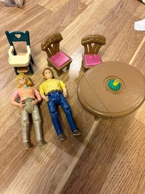 1999 Fisher Price Loving Family Dining Room Lights Music NOT Working.